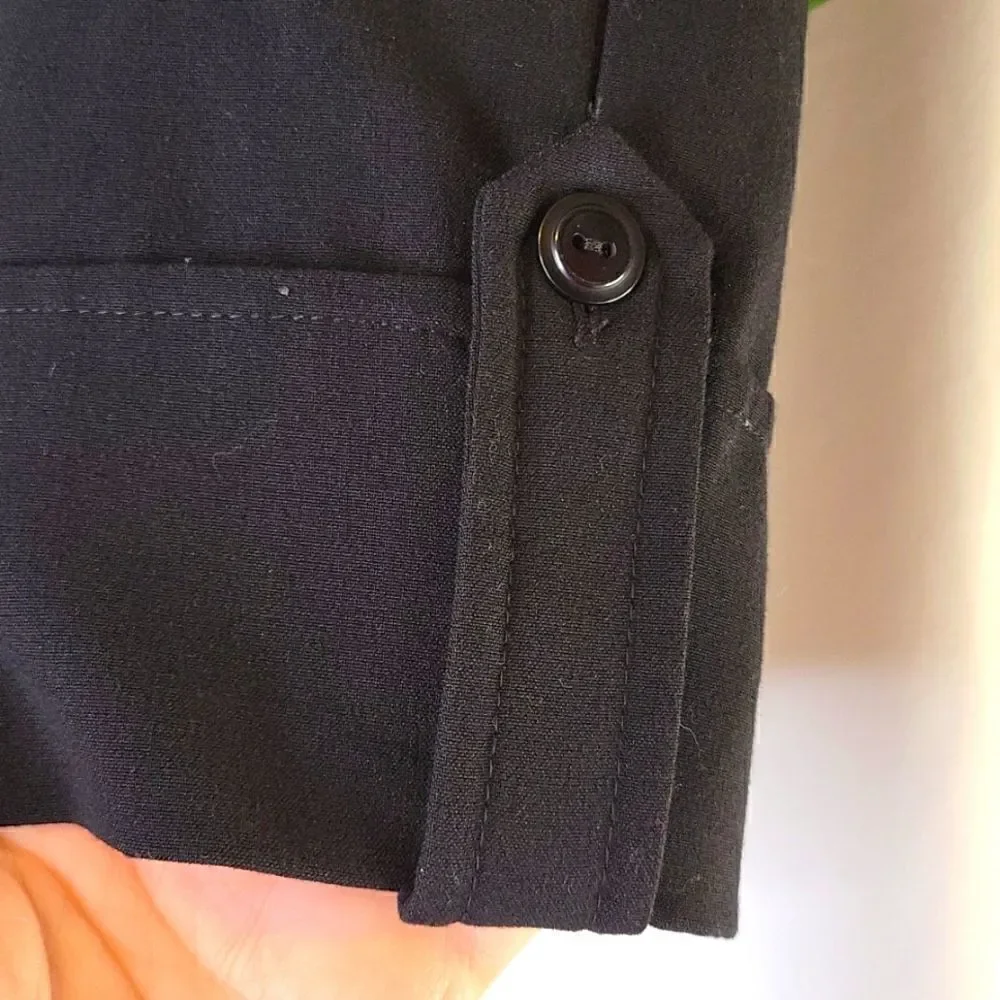 B. Works. Byer California. Classy Shorts. Size 13. EUC